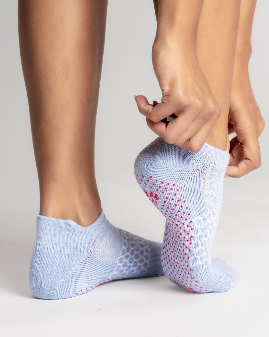 Women Senita Athletics | Grippy Socks-Peri/Punch